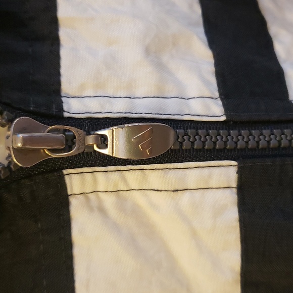 Adidas Vintage windbreaker hoodie jacket zip up like new - Picture 4 of 7